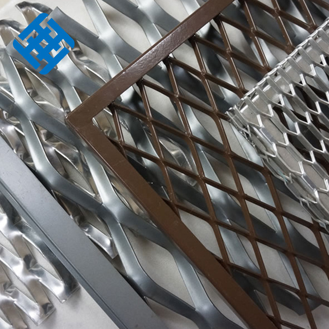 Expanded metal mesh panels with stainless steel palet and hole sale trailer mesh