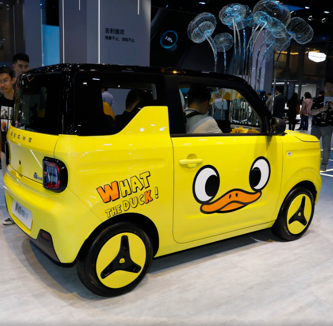 High quality Geely GEOME small electric car panda mini 2023 little yellow duck limited edition 200km range Geely auto ev car