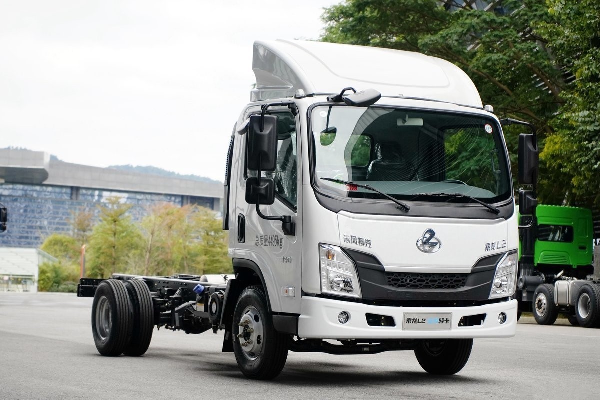 Factory Supply Dongfeng L2 4X2 Stake Truck for Sale