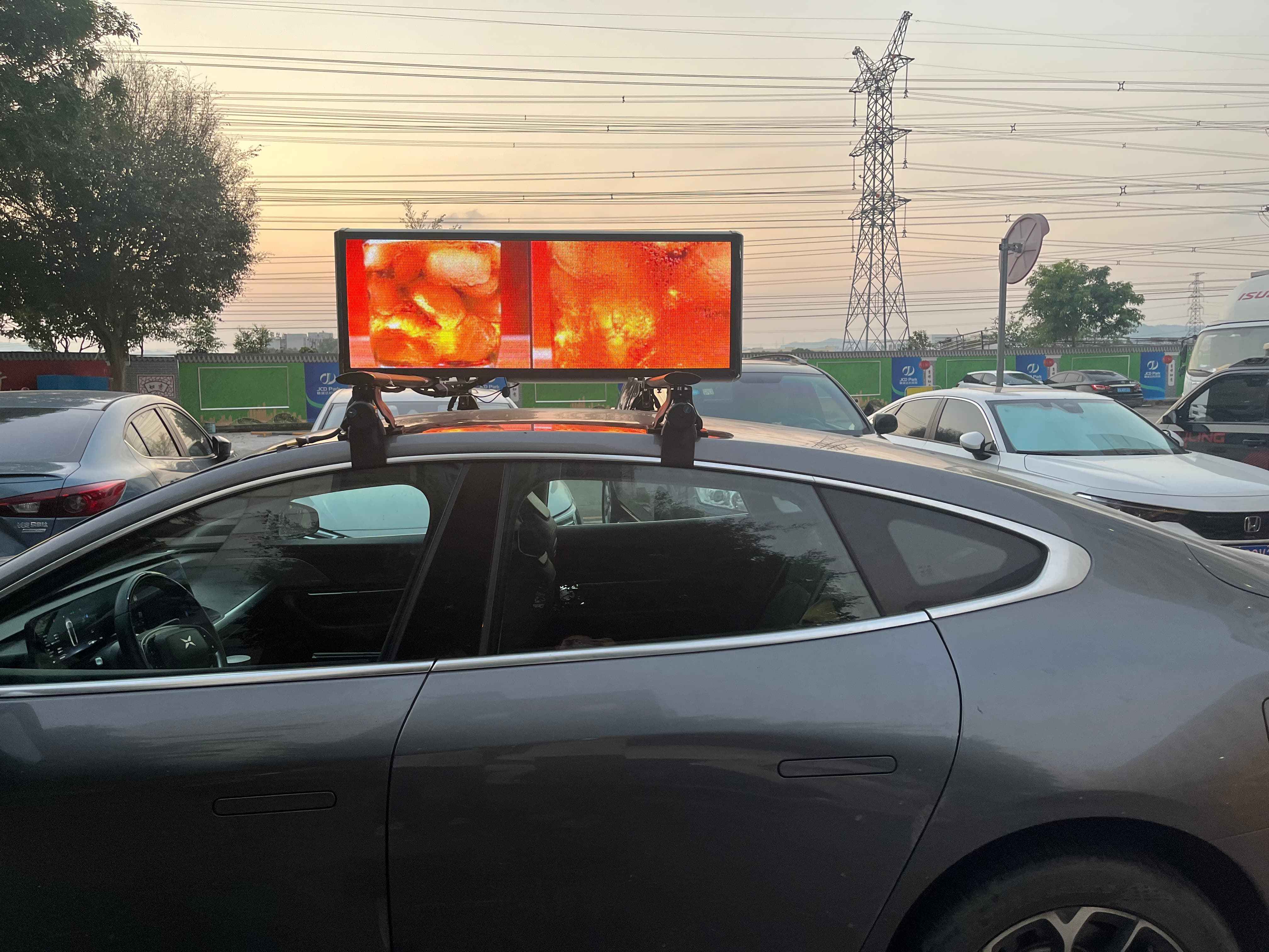 Outdoor Scrolling Double Sided Taxi LED Sign P2.5 Waterproof Car Advertising Taxi Top LED Display Screen