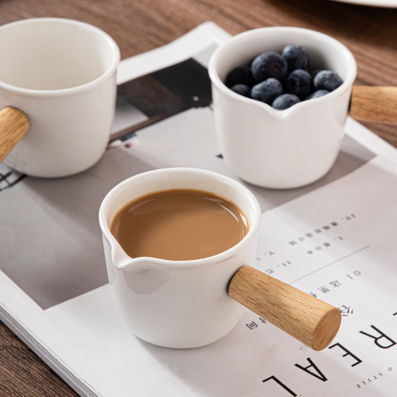 Ceramic Japanese Milk Jugs with Handle, Glazed Small Milk Pot for Household and Restaurant, Coffee Pouring Milk Jug with Spout