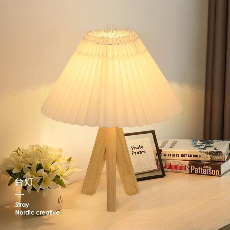 Creative Pleated Umbrella with Wooden Tripod Nightstand girls' room decoration eye protection Bedroom Reading room table lamp