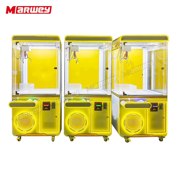 Wholesale Playground Equipment Coin Operated Games Claw Crane Machine Amusement Park Indoor Prize Gift Arcade Claw Machine