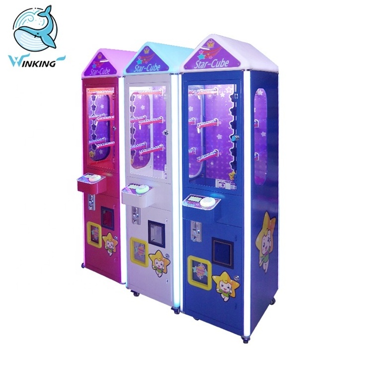 WINKING coin operated push win gift game machine type key master capsule toy vending machine