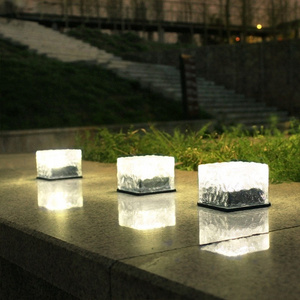 Hot Selling Outdoor Decoration IP68 Waterproof LED Solar Power Garden Floor Tile Underground Brick Lights for Decoration