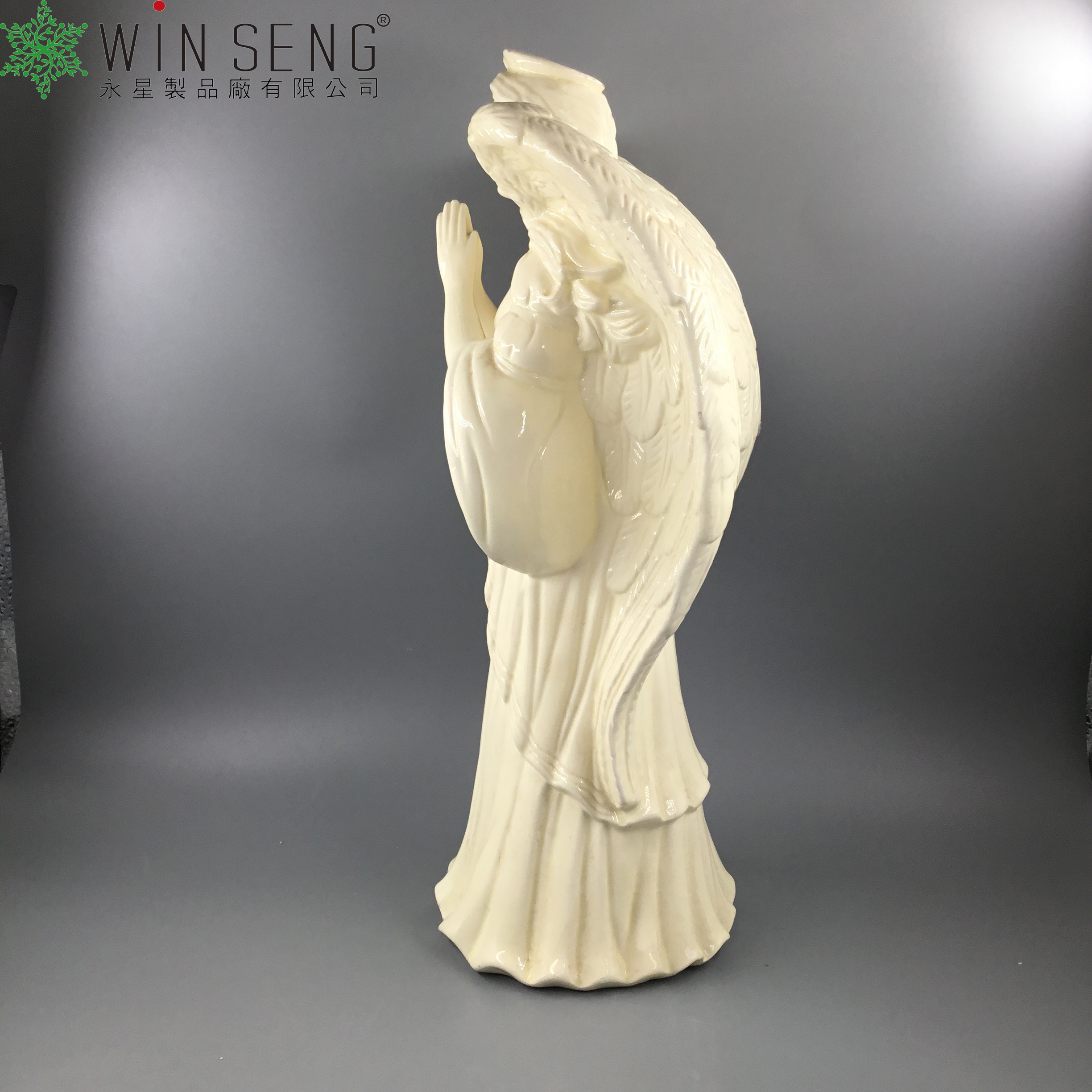 polyresin white angel figure decoration