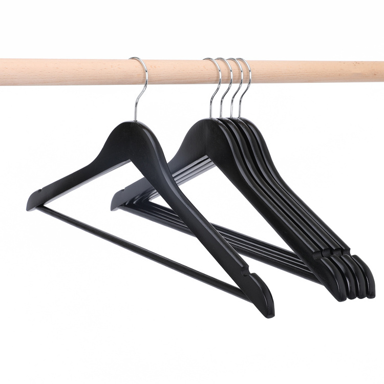 Space Saving Solid Wood Suit Hanger with Non Slip Bar 360 Degree Swivel Chrome Hook  for hotel