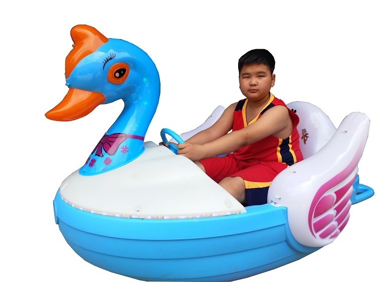 Top rated Amusement park plastic water bumper boats, electric boat with LED light, inflatable pool hand ship hot sale