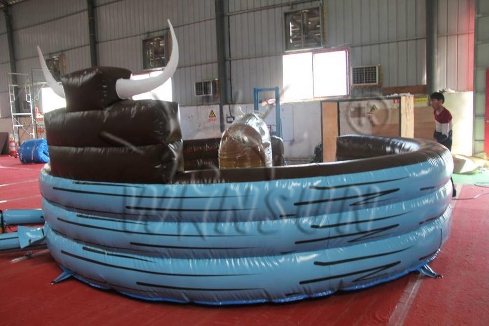 2021 popular mechanical bull price low riding game inflatable rodeo mechanical ride bull game with light eye