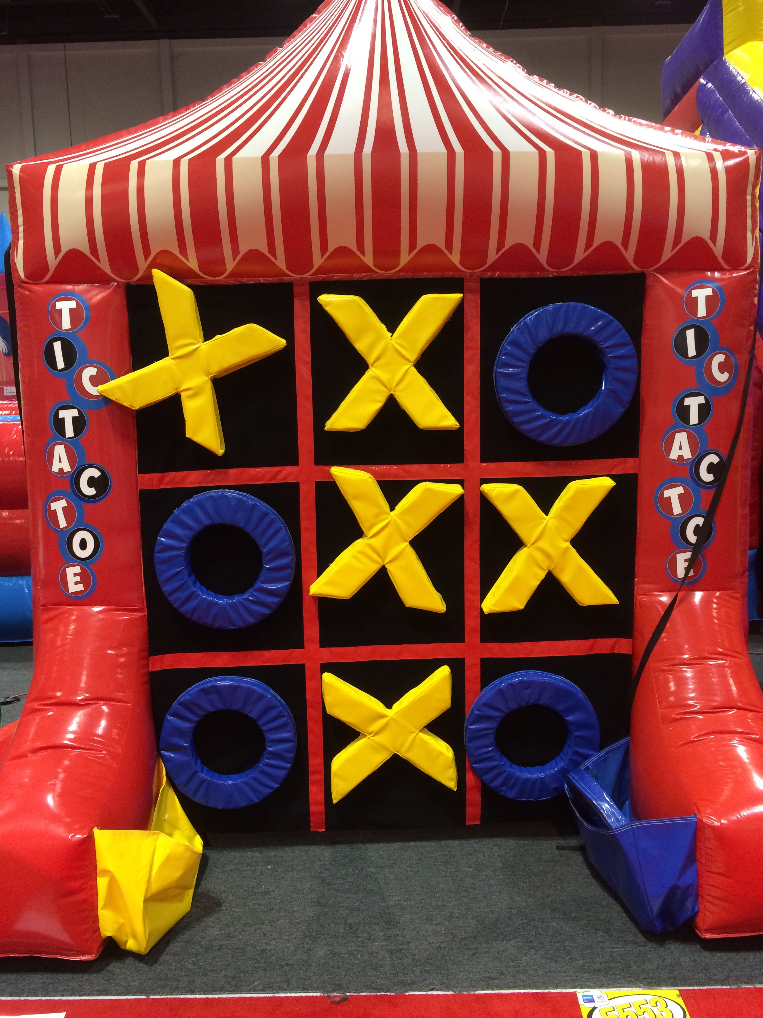 Double side inflatable 4 spot game and tic tac toe for kids and adults sport interactive fun,inflatable carnival 2 games in 1