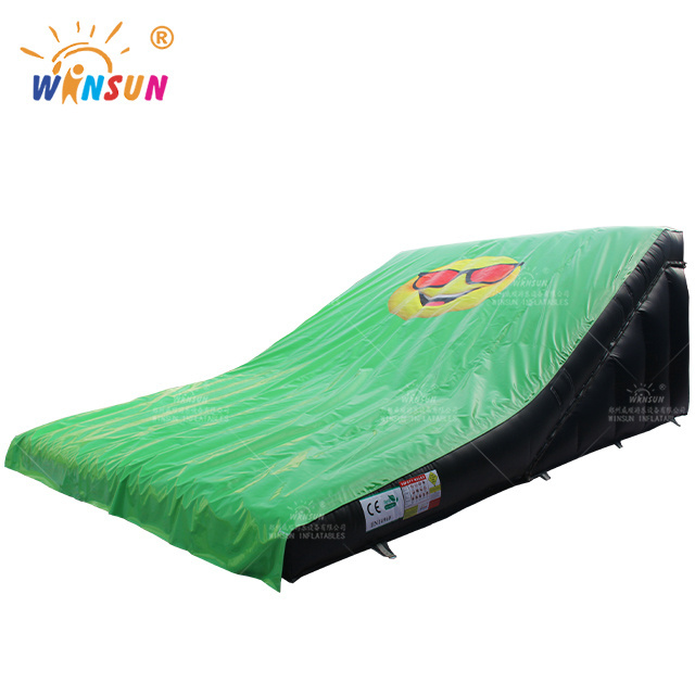 Factory price stunt airbag  ramp bike jump Big Inflatable Landing Air bag Ramp Pad jump landing ramps air bag