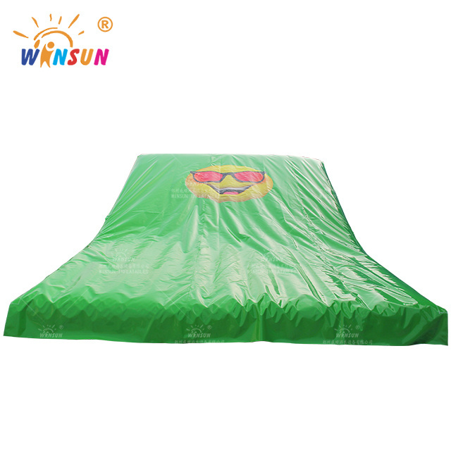 Factory price stunt airbag  ramp bike jump Big Inflatable Landing Air bag Ramp Pad jump landing ramps air bag