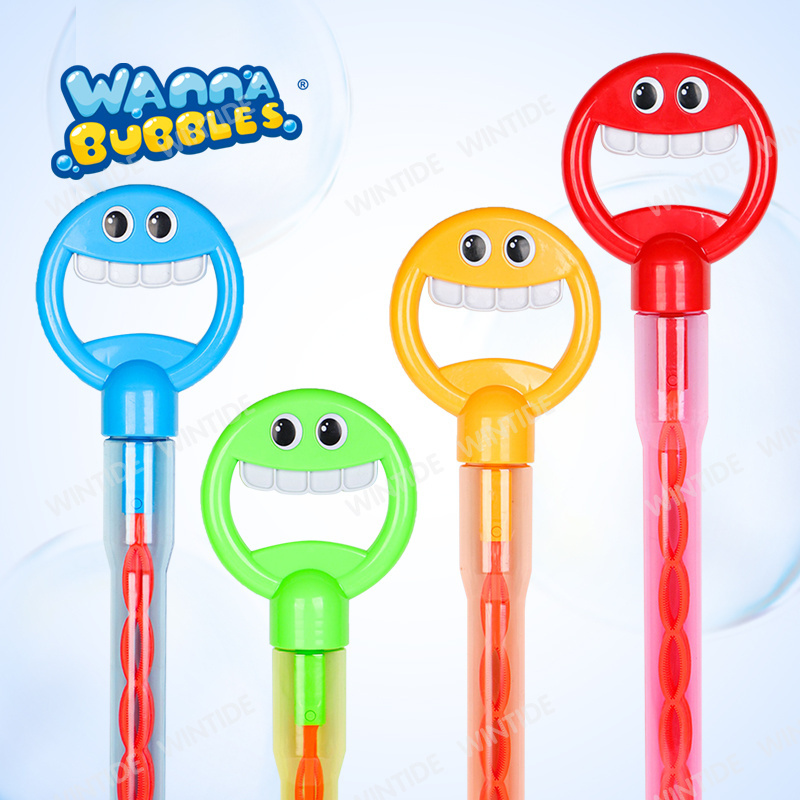 WANNA BUBBLES OEM ODM Wholesale kids outdoor bubble blower toys 32 hole smiling face soap bubble Wand  Stick outdoor toys