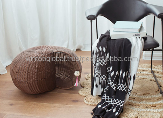 Wholesale Manufacturer New DIY Japanese Style Rattan Cat Bed Pet Round Bed Cushion Deep Sleep Warm Bed