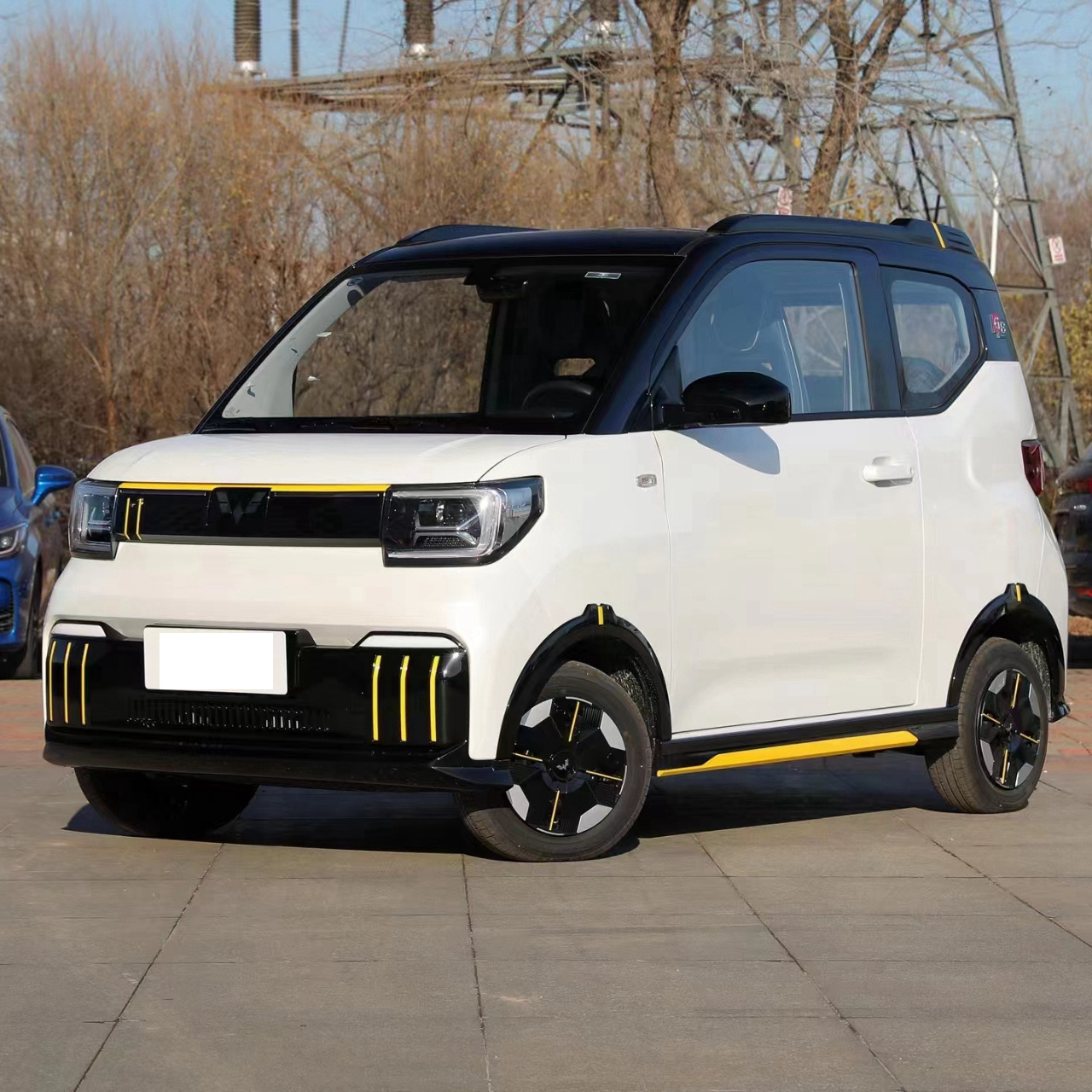 Cheaper Mini Car Wuling Hongguang 100km/h Lithium Battery Smart Car Mini Electric New Car