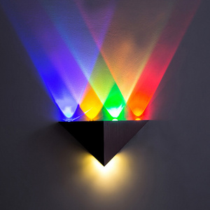 Modern Triangle 5w Led Wall Sconce Light Fixture Indoor Hallway Up Down Wall Lamp Spot Light Aluminum Decorative Lighting