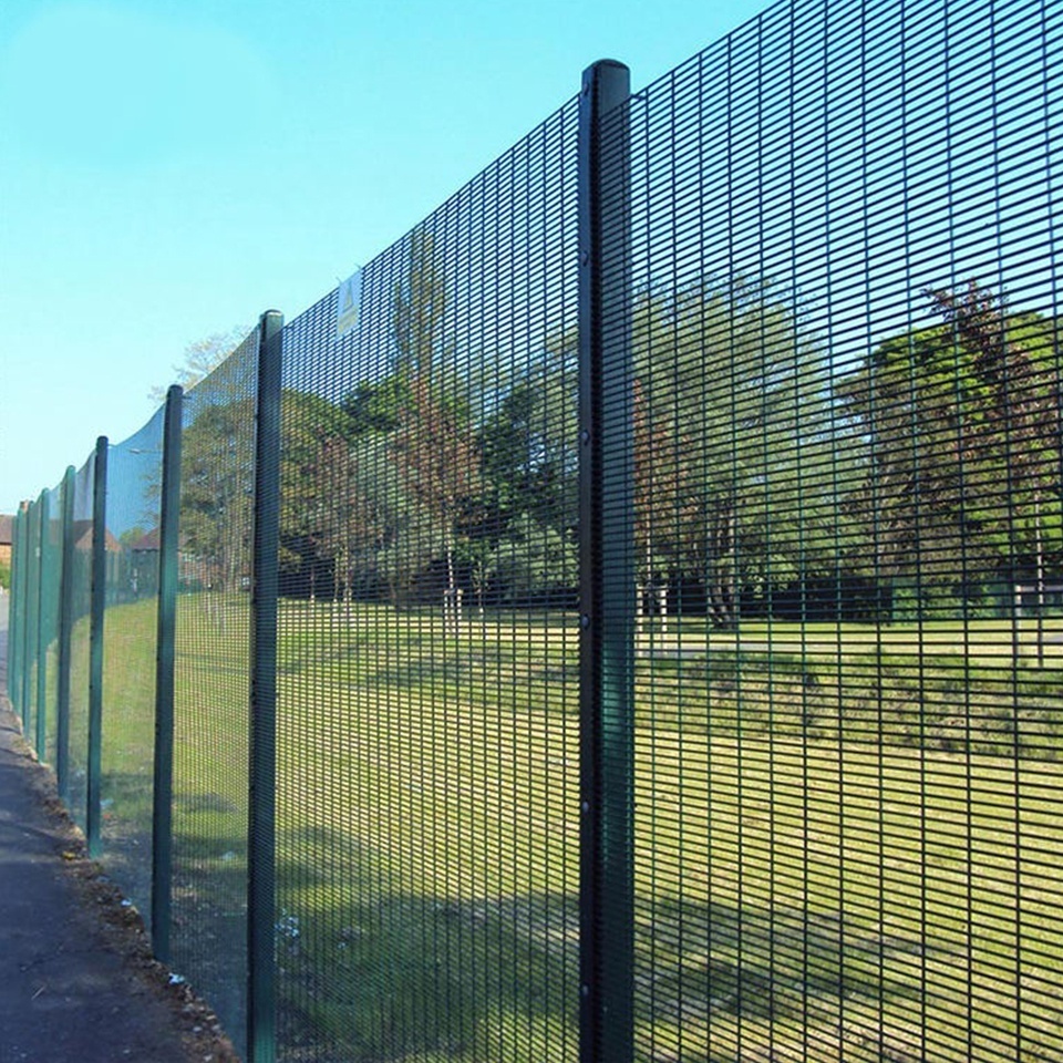 BOCN 358 Prison Mesh fence Customize anti cut CE certification Sustainable fencing 358 security anti climb fence