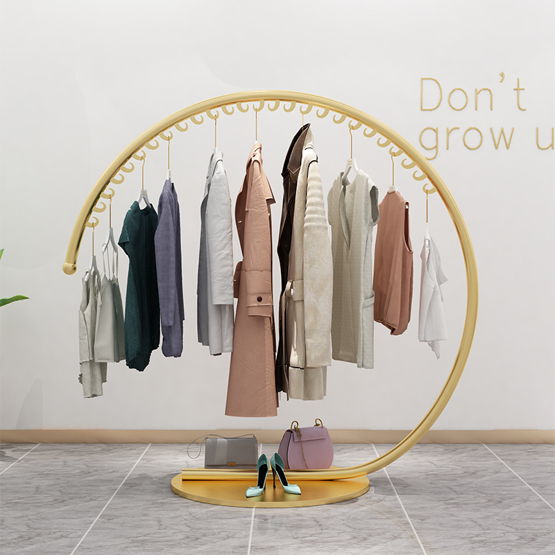 Customized Creative Metal Clothes Rack For Display Rack Floor Standing Retail Rack Hangers In Clothing Stores