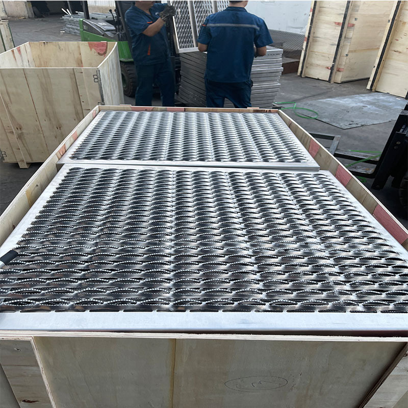 Metal Stamping Anti Slip Anti-skid Perforated Steel Metal Aluminum Plank Sheet Raised Floor Grating Price For Sale