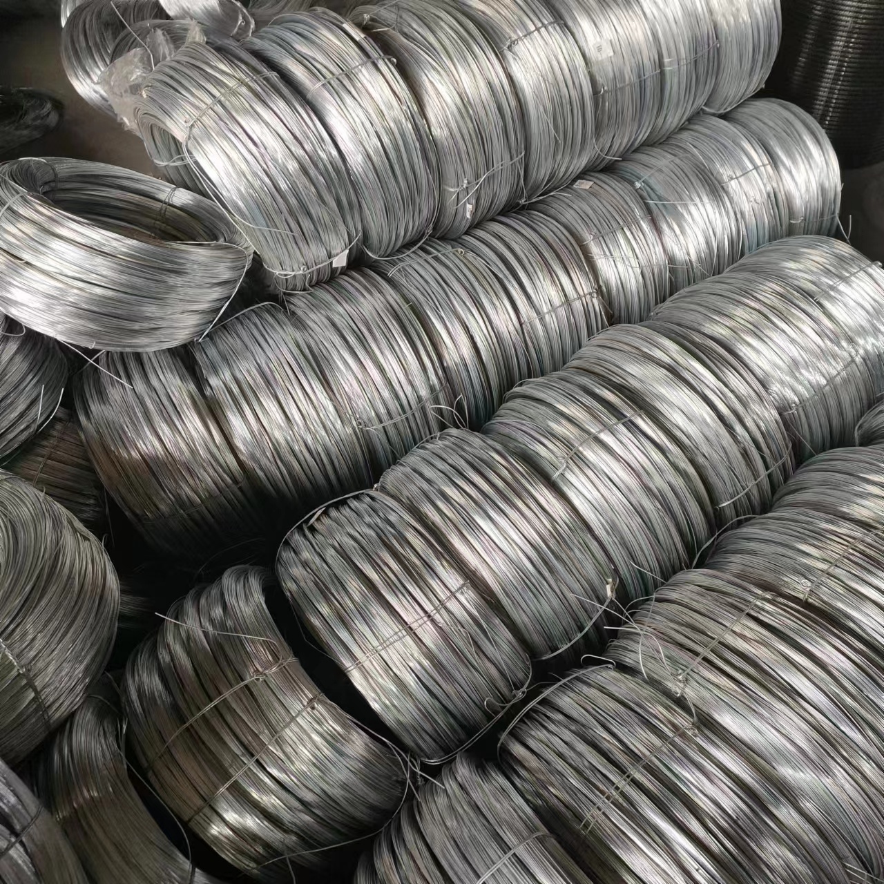 galvanized wire 18 0.7mm 0.8mm 1.2mm 1.6mm 1.8mm 2mm 2.5mm binding wire electro galvanized iron wire