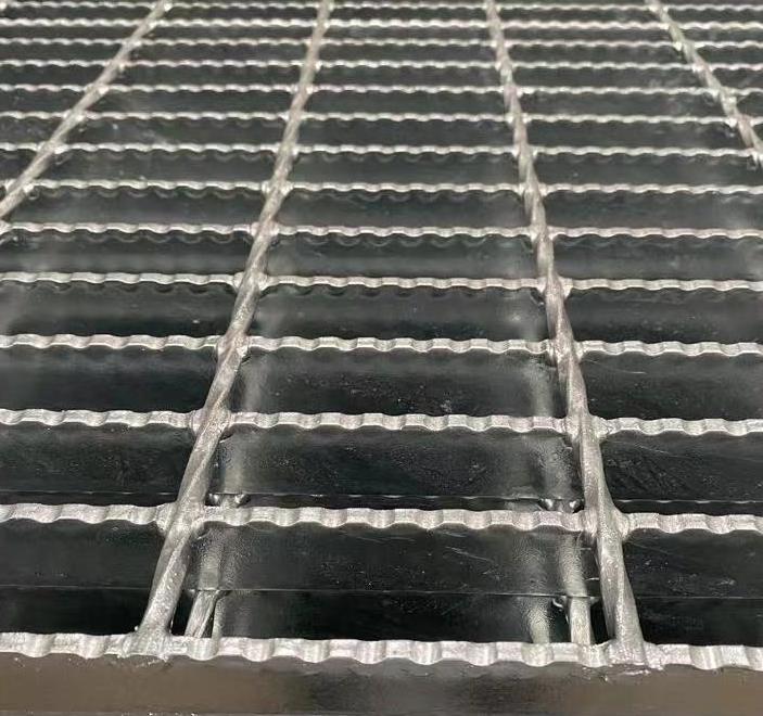 Hot dipped galvanized 5mm 6mm heavy metal grating I bar/serrated outdoor floor grating building steel structure