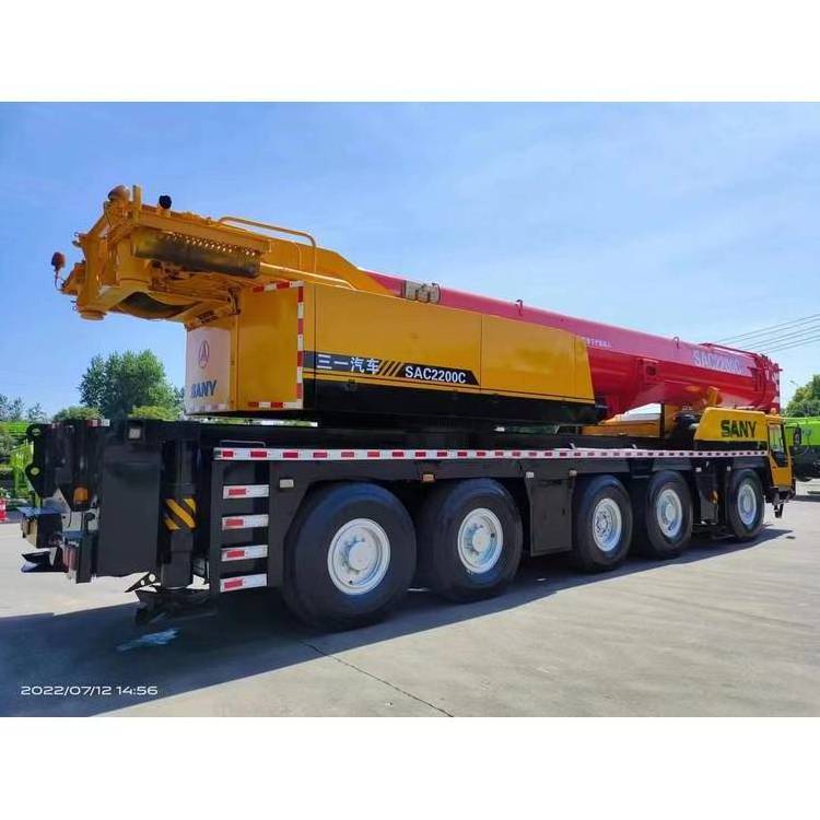 Sany 220T rough terrain used truck mounted mobile crane with spare parts for sale