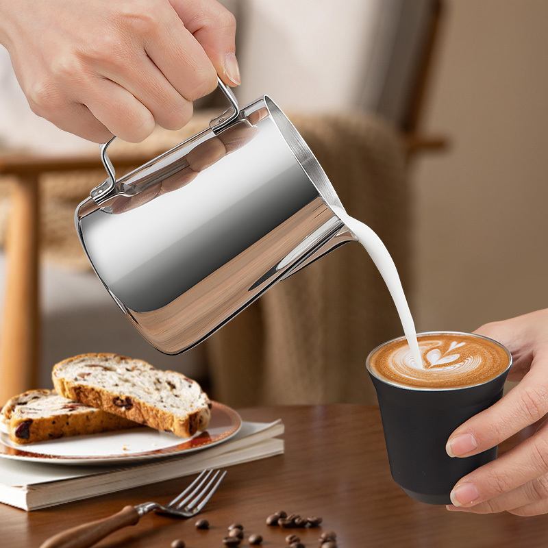 Stainless Steel Motta Latte Maker Frothing Steaming Coffee Jug Latte Set 300ml 600ml Measuring Cup Mini Milk Cup