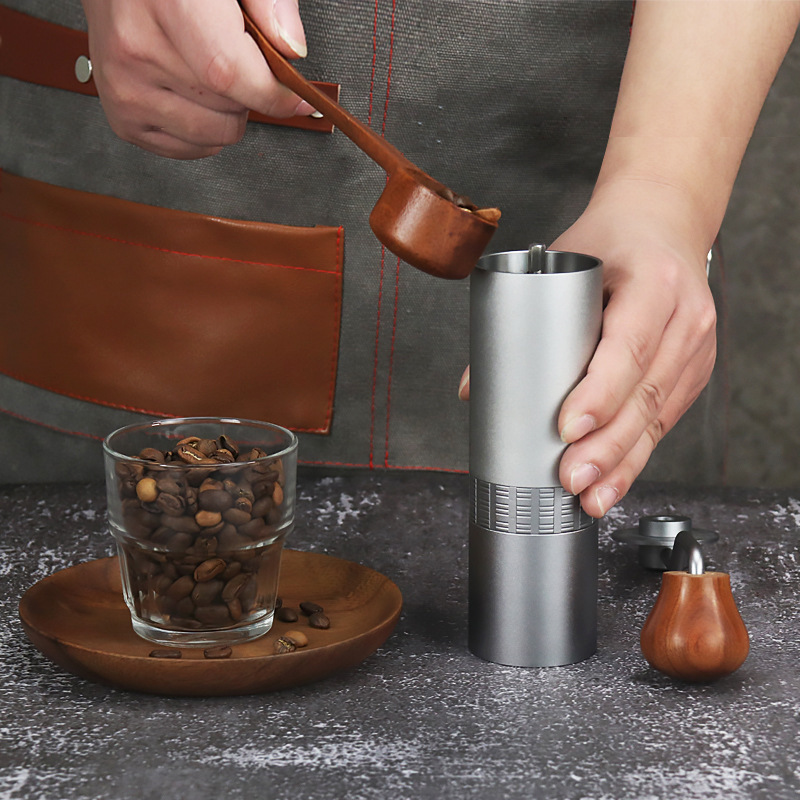 Hot Selling 304 Stainless Steel Coffee Bean Grinder Coffee Tools Portable Espresso for Home Camping Coffee Grinder