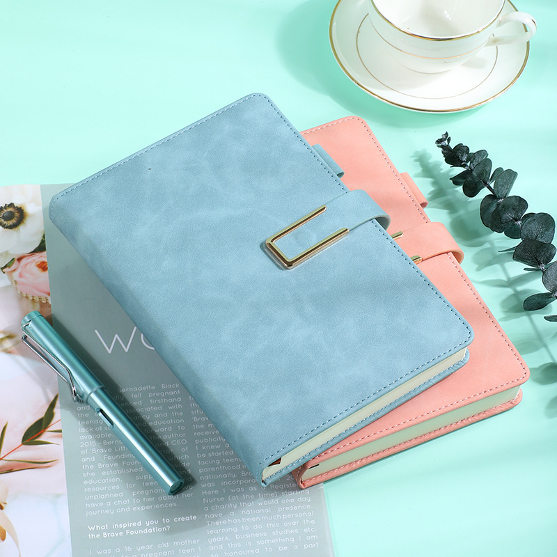 Business A5 PU leather notebook solid color conference book thickened magnetic buckle notepad gift box