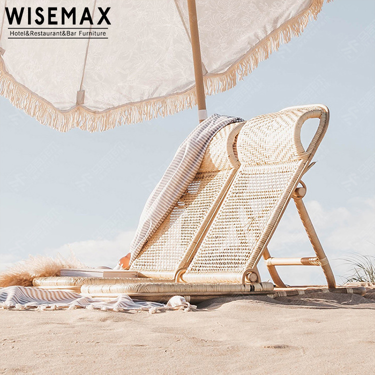 WISEMAX FURNITURE Hot sell outdoor furniture folding rattan beach lounge chair swimming pool rest wicker chair