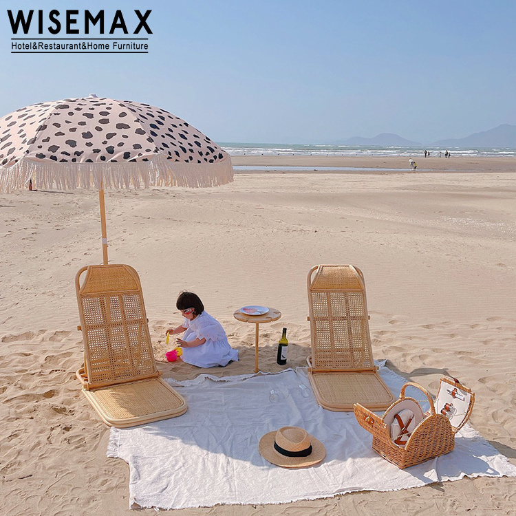 WISEMAX FURNITURE Hot sell outdoor furniture folding rattan beach lounge chair swimming pool rest wicker chair