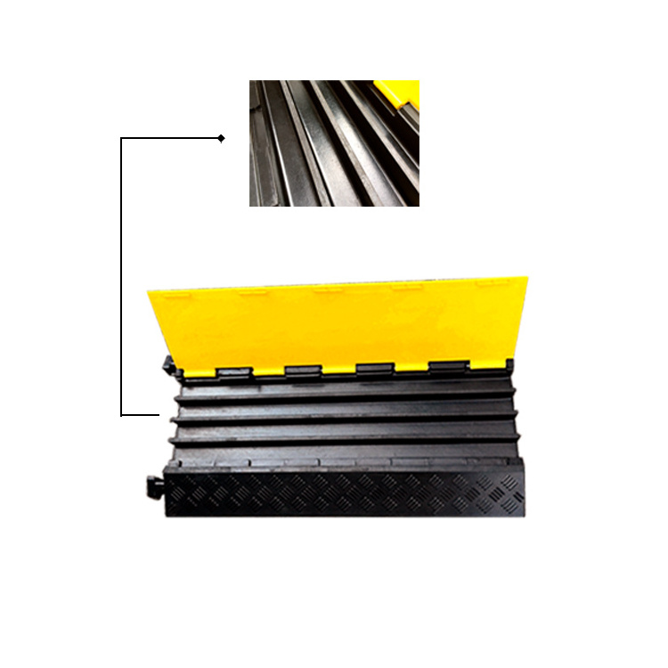 Heavy-Duty Truck and Car Reducer Channel Rubber Speed Bumps Cable Protector for Road Application