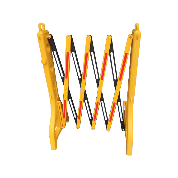 Yellow Retractable Plastic Mobile Construction Barricade Expandable Barrier Gate