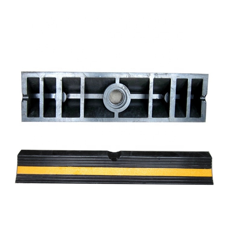 Rubber base Reflective Flexible Post Roadway Lane Separator Delineator Separator Road Lane Divider