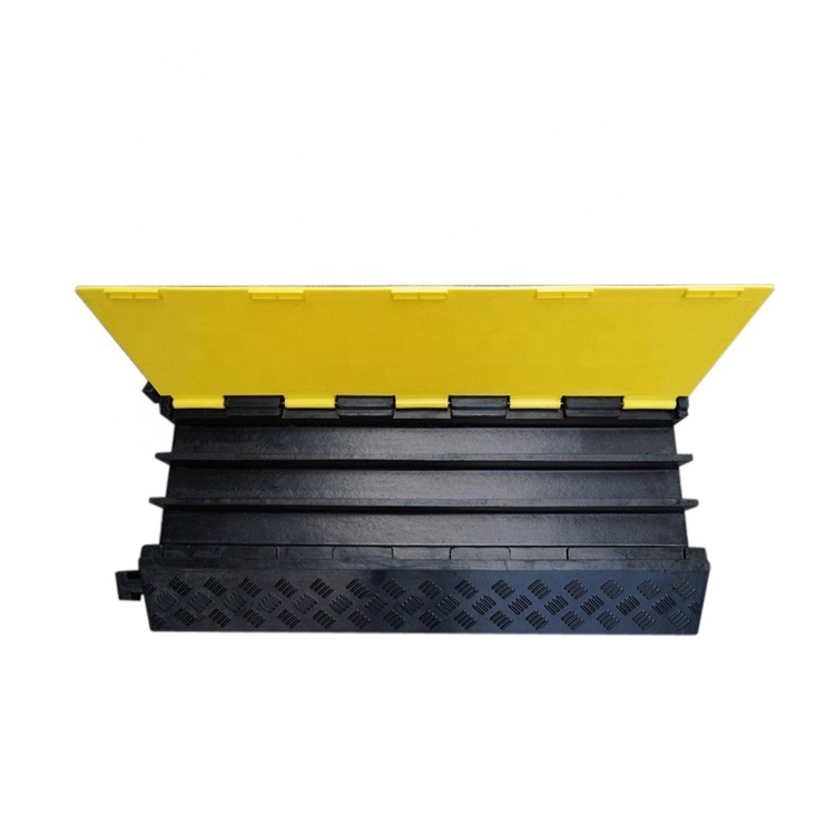 2-5 channel outdoor rubber plastic spiral floor portable road speed bump hump breaker cover cable protector