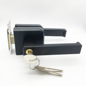 Hotel door lock with management software system door handle lock set with magnetic lock tongue