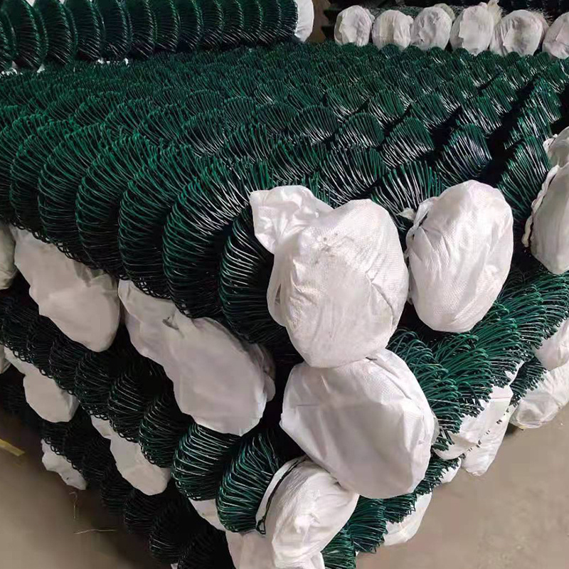 Factory cheap price Customized 6 Feet High PVC Coated Cyclone Wire Mesh 100 ft roll chain link fence