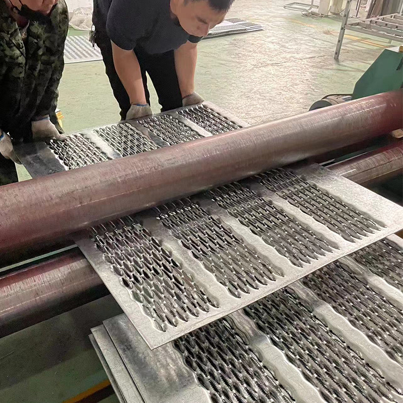 Good quality Perf O plank grating Perforated metal with Round Hole steel Anti Skid Plate for Flooring Walkway