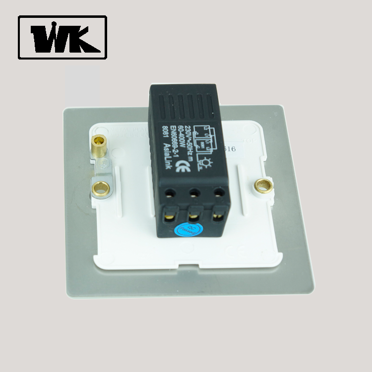 WK Flat Plate IEC 10AX 1Gang 2Way Intermediate push on Dimmer Switch