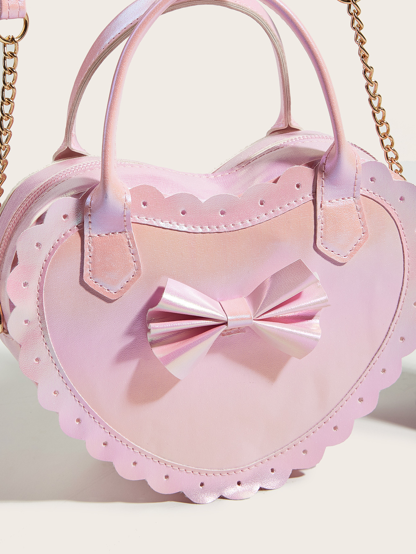 New arrivals heart shape shoulder bags for girls gift pu crossbody bags with metal chain