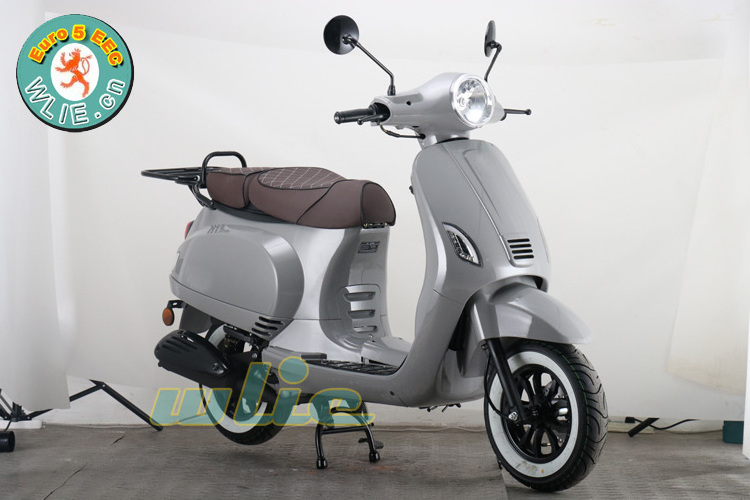 Cheap Factory Price 150cc gasoline street motorcycle for sale tunisia gas scooters adults Maple 50, 125 with Euro 5 EEC COC