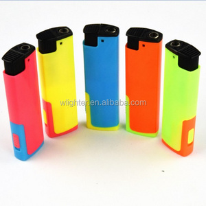 2018 Cheap FV30 Multi-function Flameless Plastic Refillable Windproof Torch LED Lighter