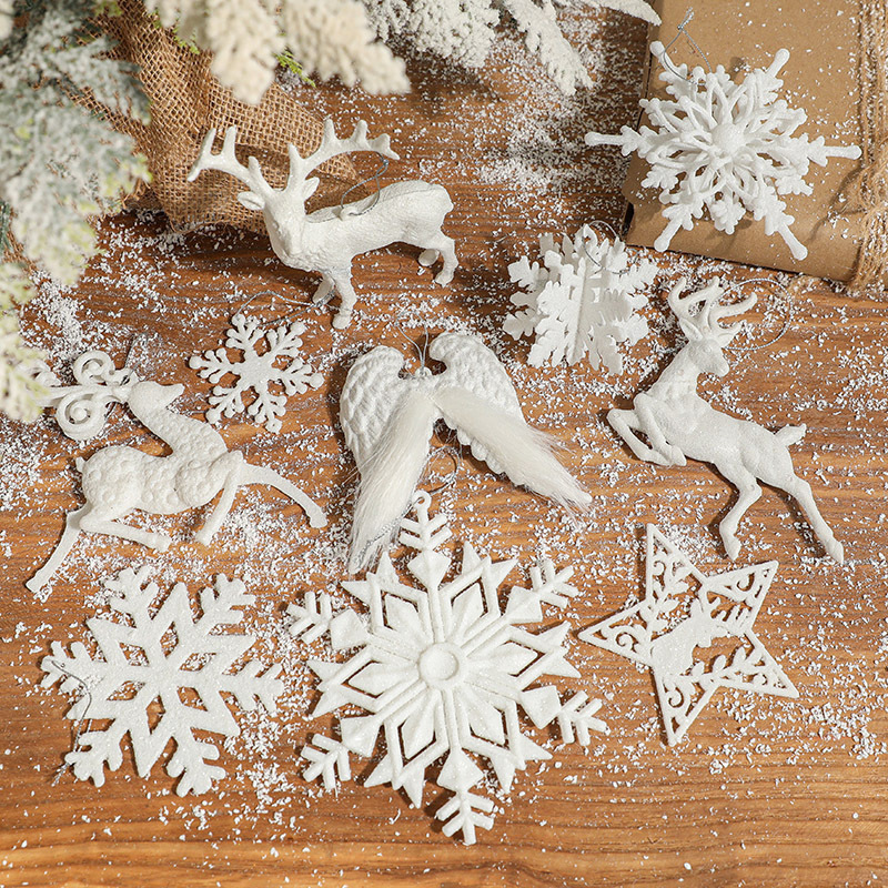 Creative White Resin Christmas Hanging Ornaments Craft Snowflakes Angel Wings Elk for Xmas Party Home Decoration Accessories