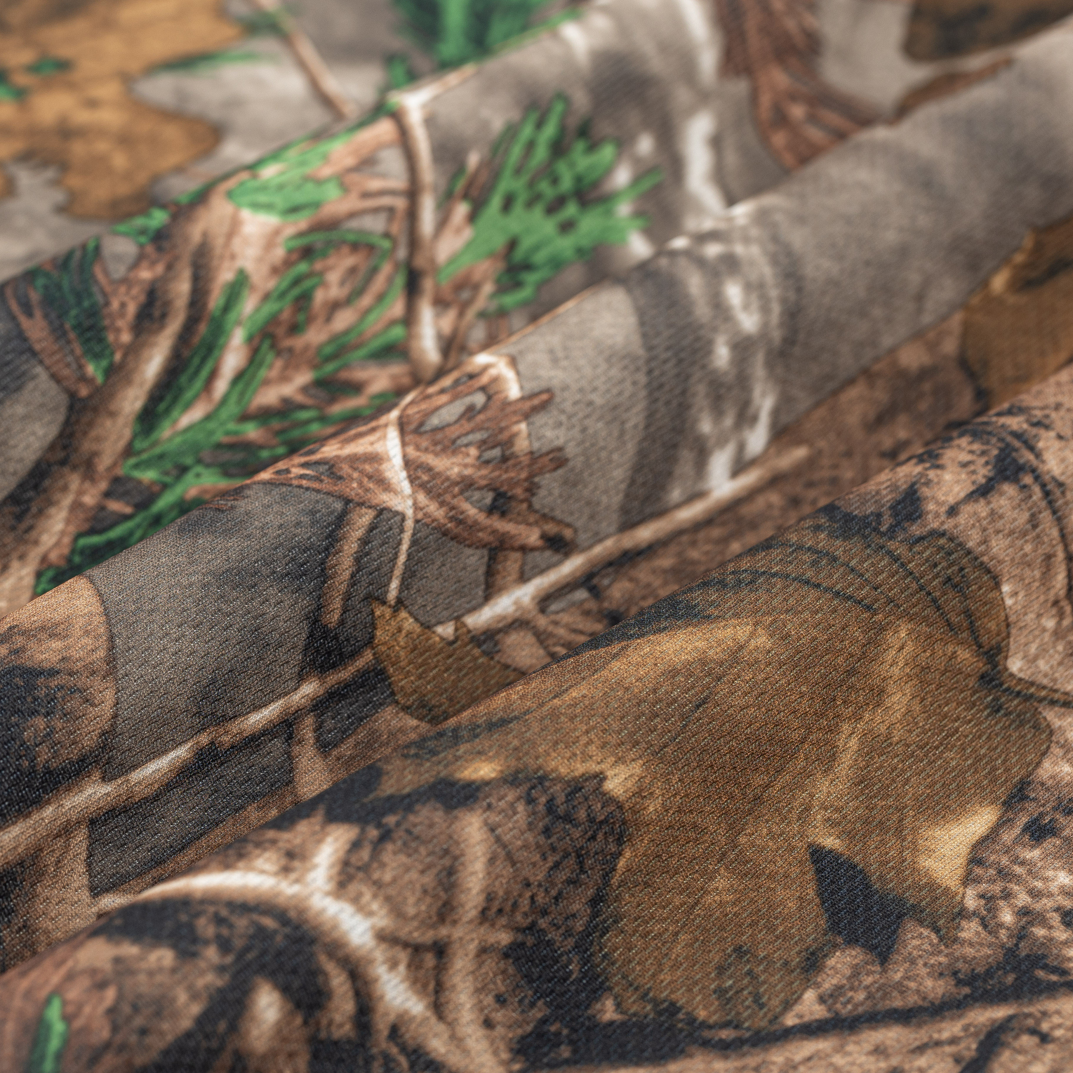 2023 Hot Sale Bird Eye Realtree Xtra 100%Poly Knitting Camouflage Casual Print Fabric For T-shirt