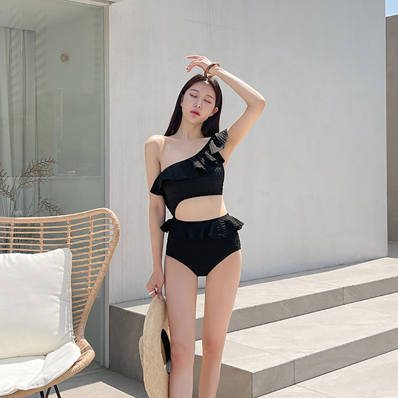 2024 bikini factory direct high quality hot open fashion show sexy bikini bikini beach wear Korea one shoulder black swimwear