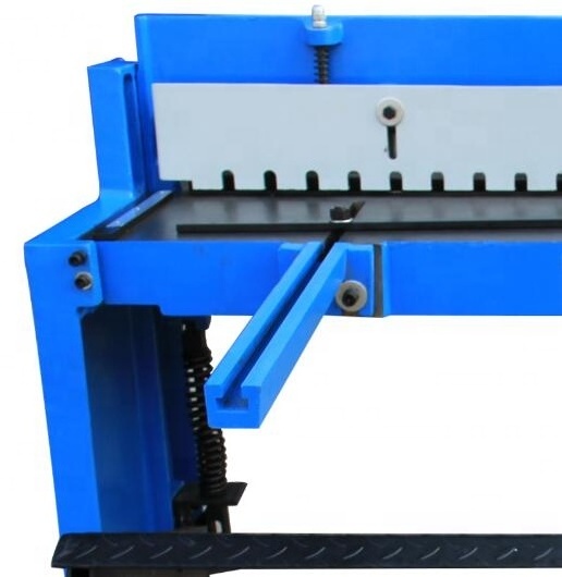 Q01-1.5x1320 Manual Foot Sheet Metal Shearing Machine