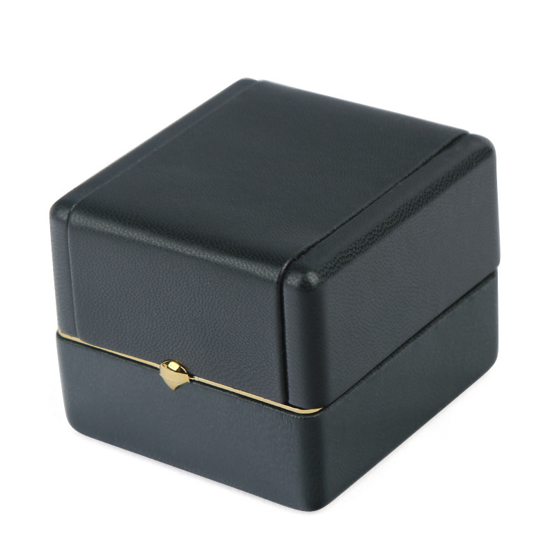 Metallic Rustic Luxury Plastic Brown Material Custom Wood Branded Jewellery Packaging Whit Rings Jewelry Boxes For Wedding