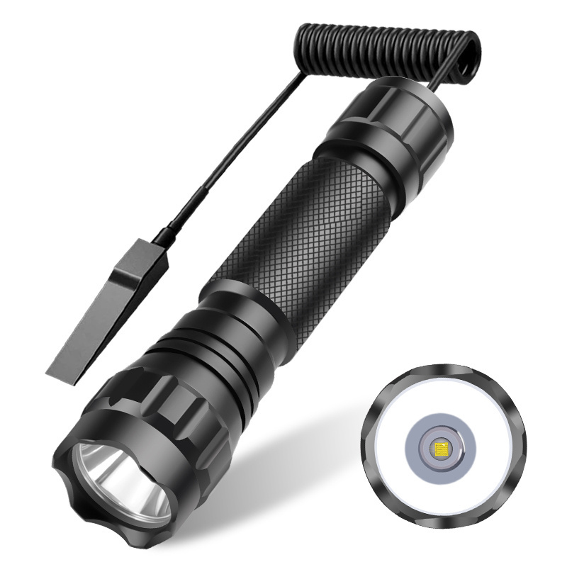 1000lumens T6 Zoomable Rechargeable Flashlight long range USB switch lamp Tactical flashlight with attack head Rescue Emergency