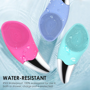 Multifunctional electric waterproof mini microcurrent vibrating silicone facial cleansing spin brush