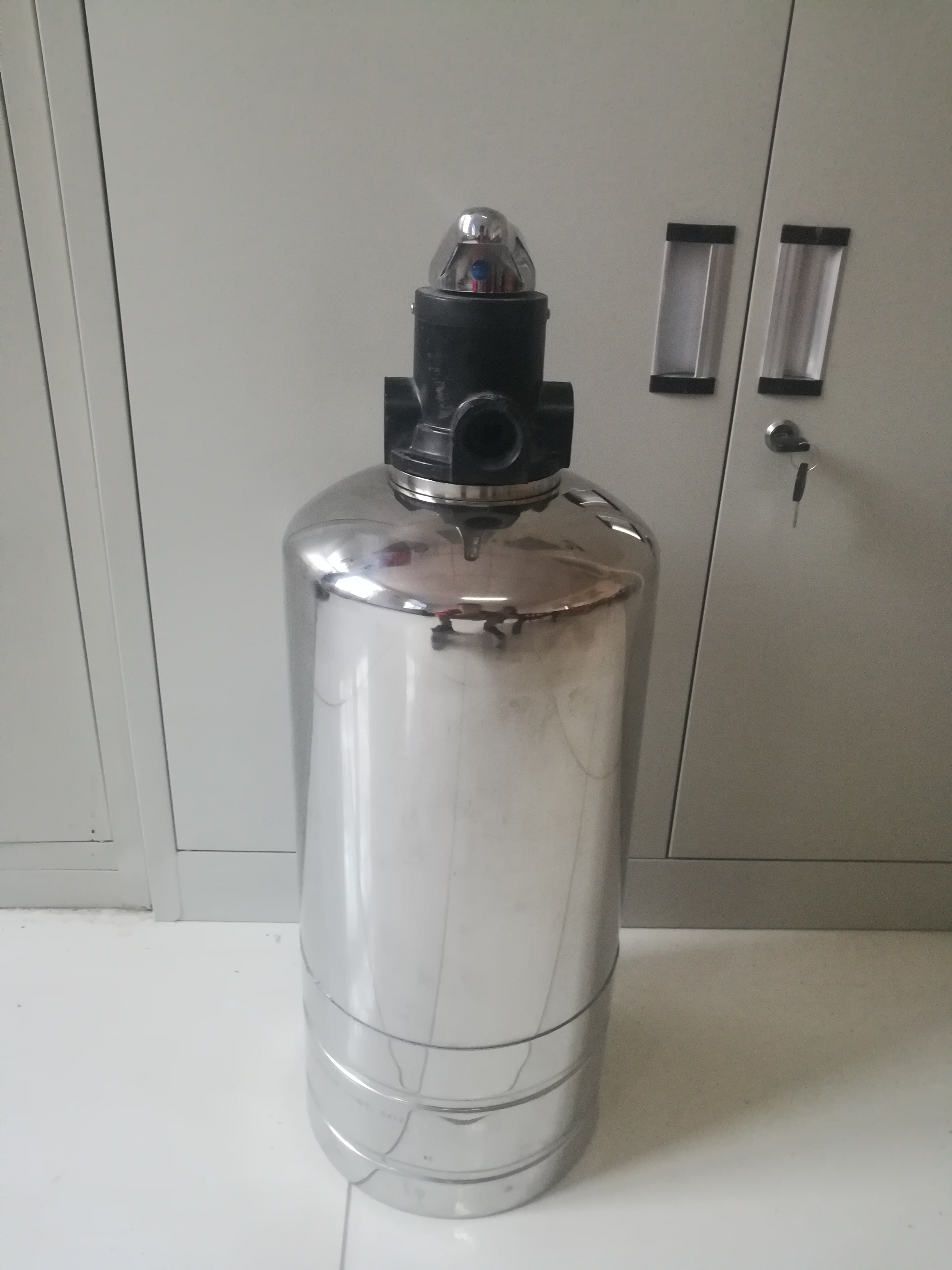 Factory direct sales blast stainless steel 304 /316  resin softening tank 1054 water  filters housing